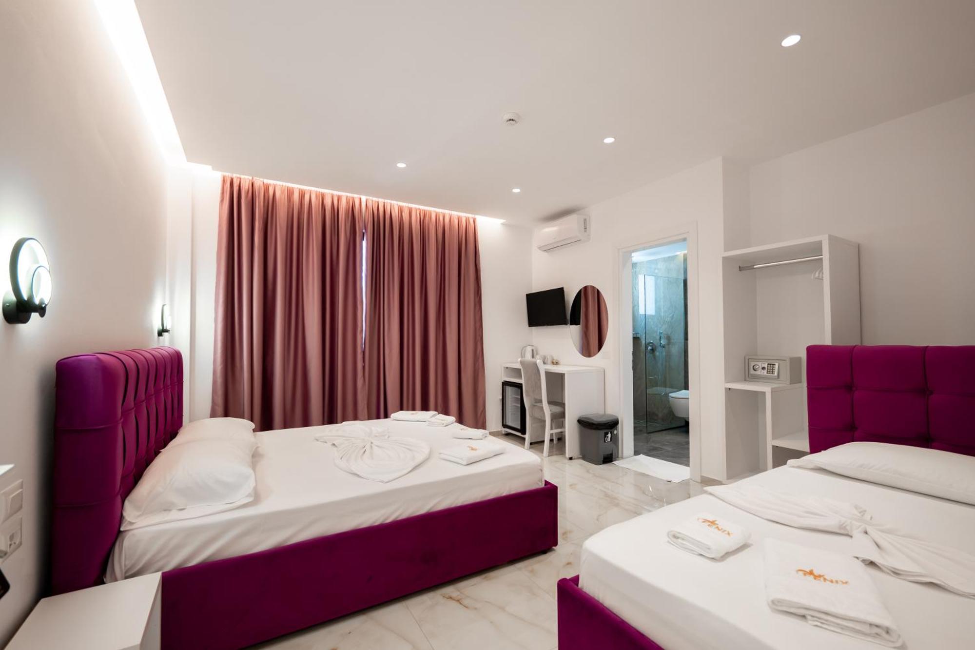 Feniks Hotel