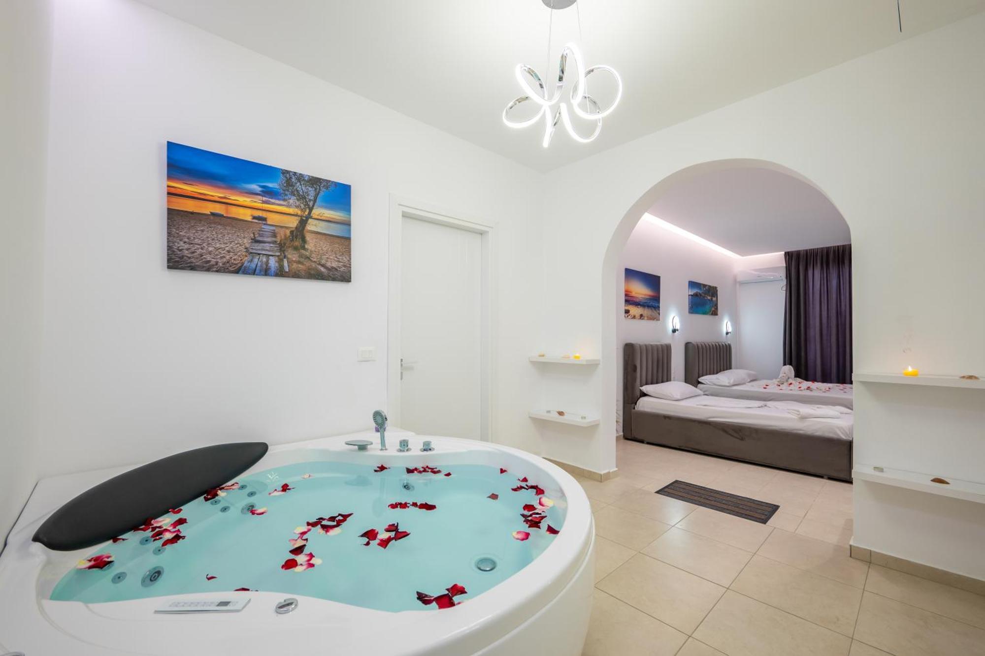 Feniks 3* Ksamil